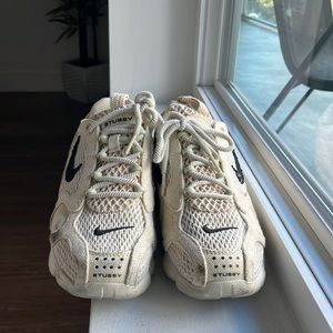 Nike - Air Zoom Spiridon Cage 2 Stussy Fossil shoes